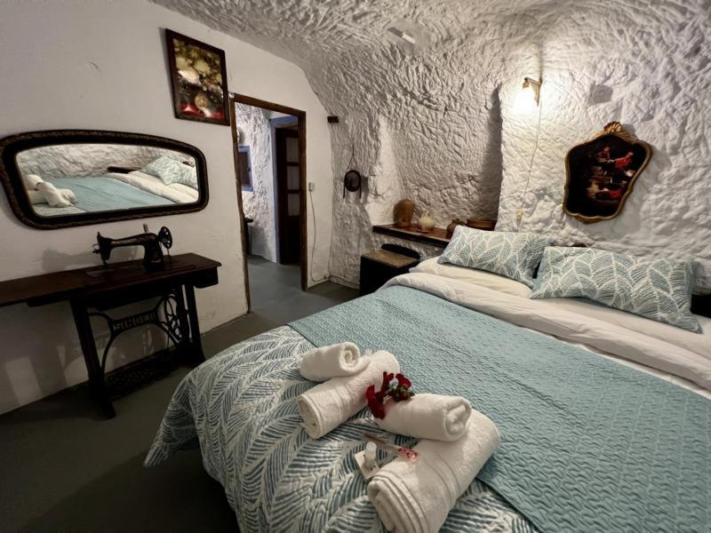 Cuevas La Veranda Orce Bagian luar foto